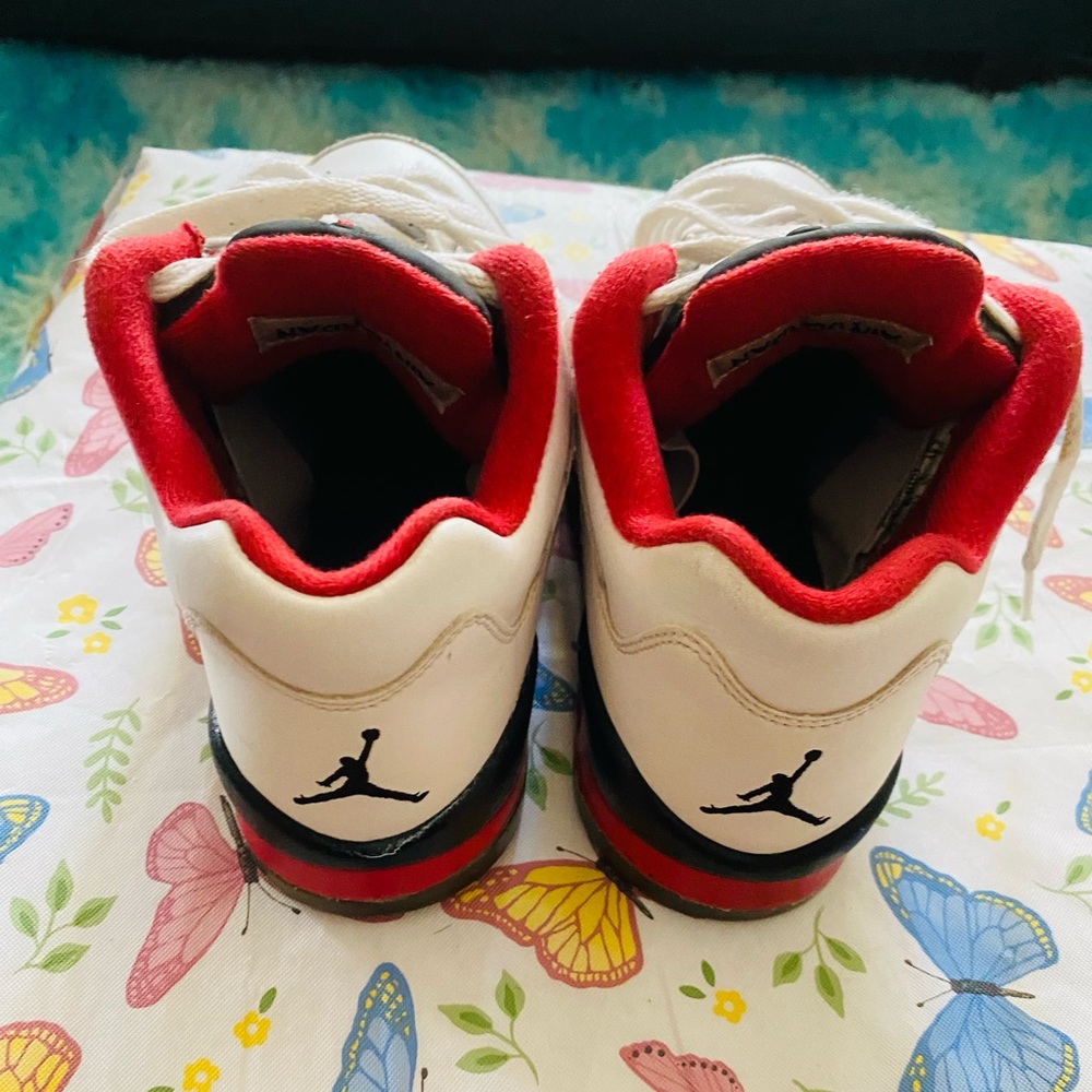 Air Jordan 5 Retro Size 5.5 - Picture 6 of 12